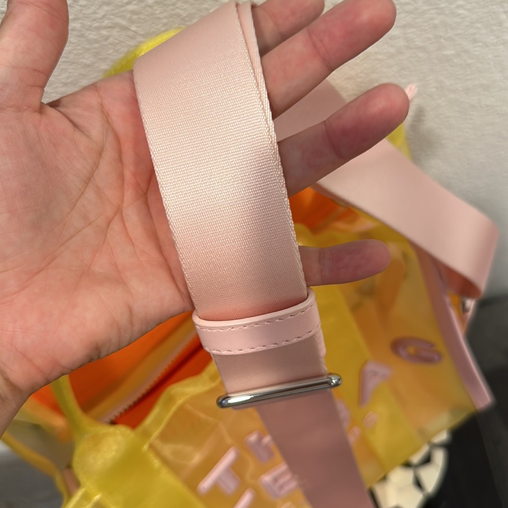 Marc Jacobs Medium Handbag - Picture 5 of 5